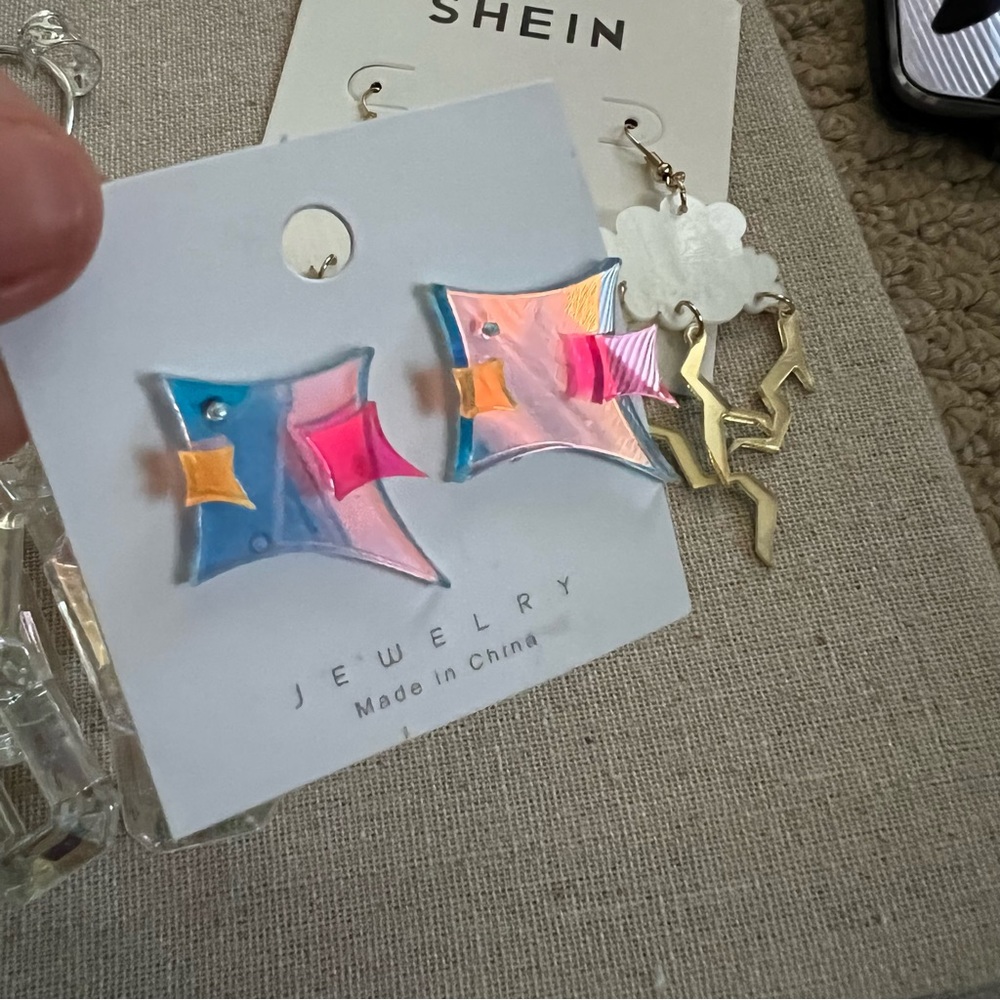 Funky Earrings - Picture 5 of 5